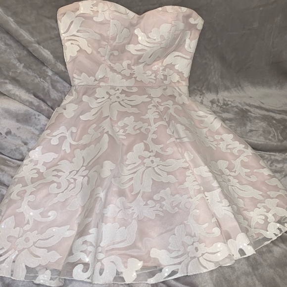 Gianni Bini Dresses & Skirts - Gianni Bini Prom or Party Dress Gianni Bini Dresses & Skirts - Gianni Bini Prom or Party Dress